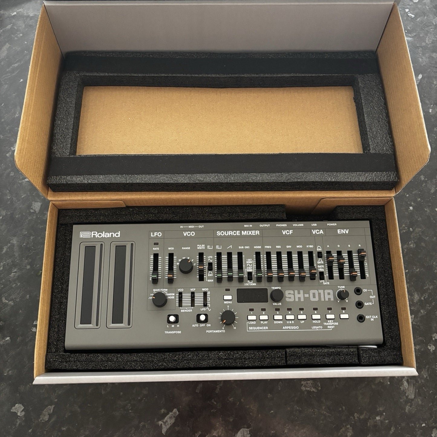 Roland SH-01A Sound Module Synthesizer - Second Hand