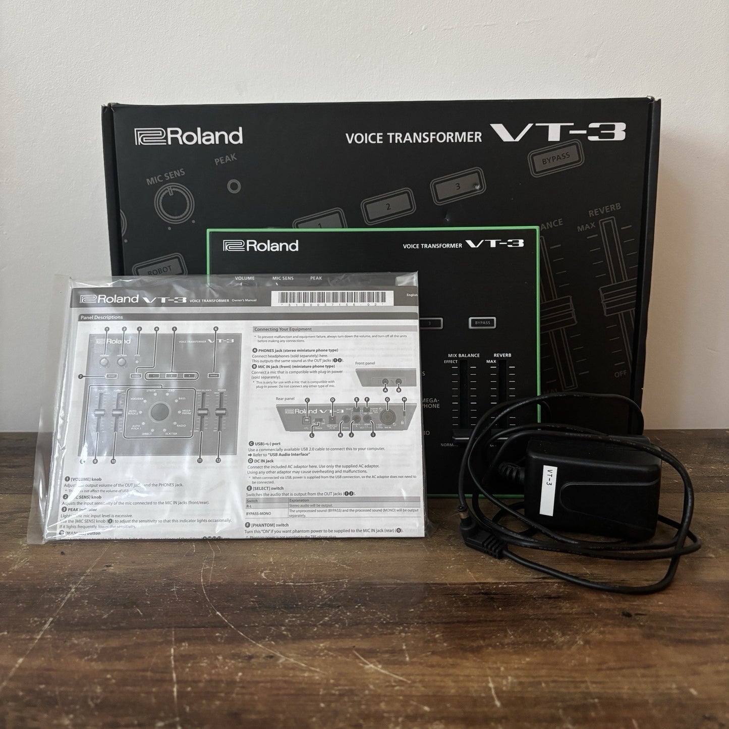 Roland VT-3 Voice Transformer with Lo-Fi Effects